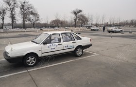 北京恒通駕校圖片|恒通駕校環(huán)境|恒通駕校訓(xùn)練場(chǎng)地【北京恒通駕校】